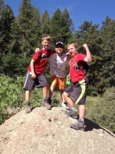 Castlewood Canyon - Kids hiking.